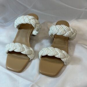YellowBox Ceala Pearl size 7.5 worn once
